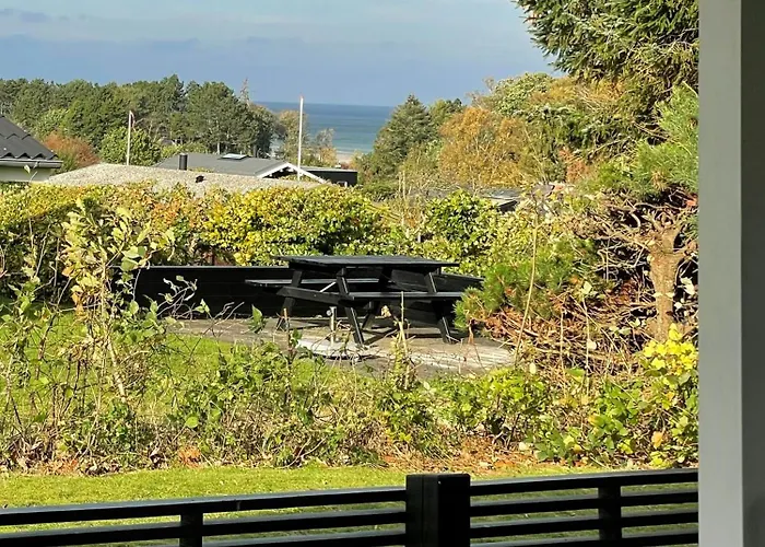 Dom wakacyjny Summer House Near Bonnerup *